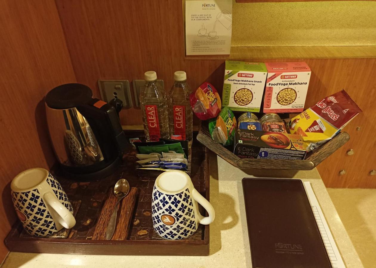 Fortune Select Sg Highway, Ahmedabad - Member Itc Hotels' Group מראה חיצוני תמונה