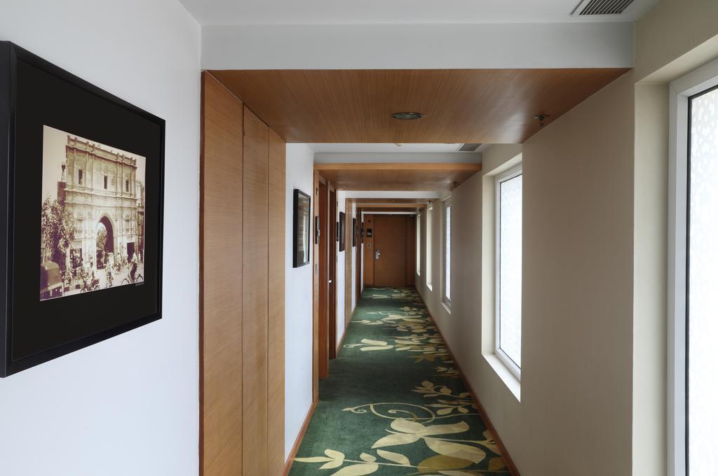 Fortune Select Sg Highway, Ahmedabad - Member Itc Hotels' Group מראה חיצוני תמונה